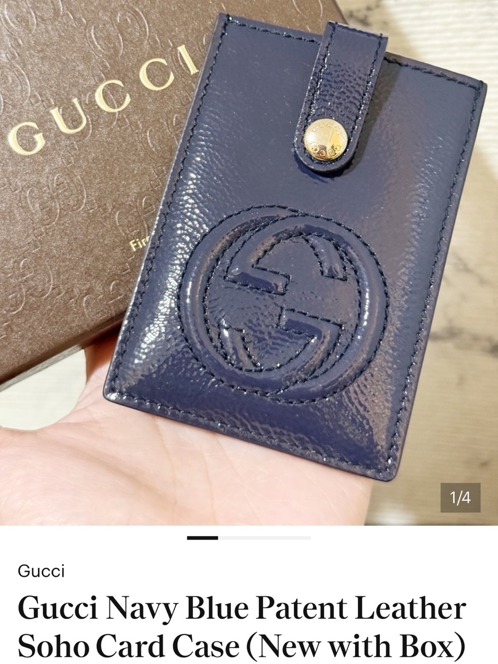 Choice of Tom Ford Beauty Mirror, Pouch or Keychain - Picture 4 of 8